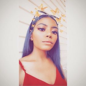 Meet your Posher, Amari